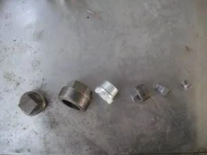 Alloy  601  Inconel  601  Cyplysu Traws Cap Penelin Sych wedi'i Ffugio